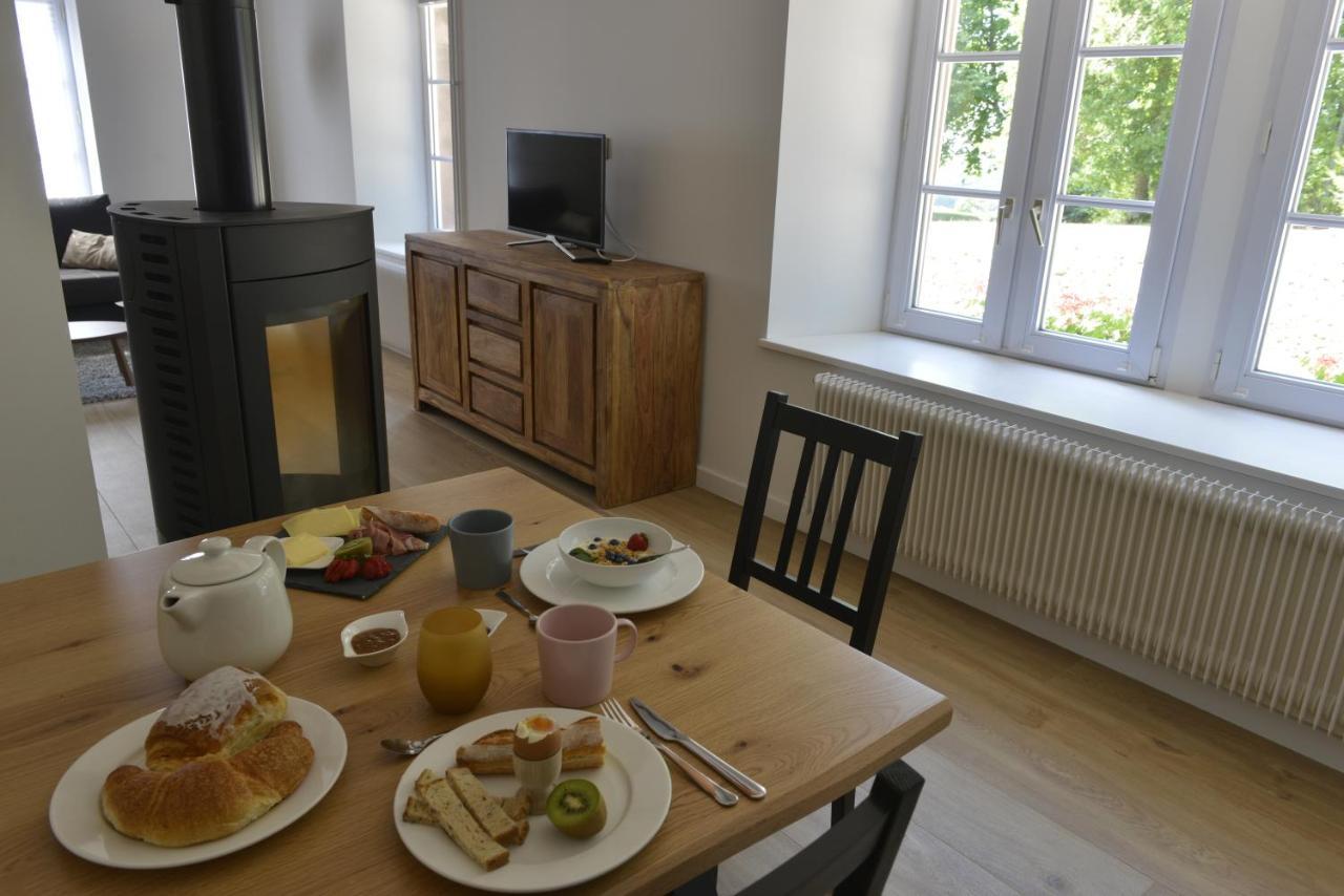 Maison D'Hotes Les Jardins De Madeleine Bernardvillé Eksteriør billede